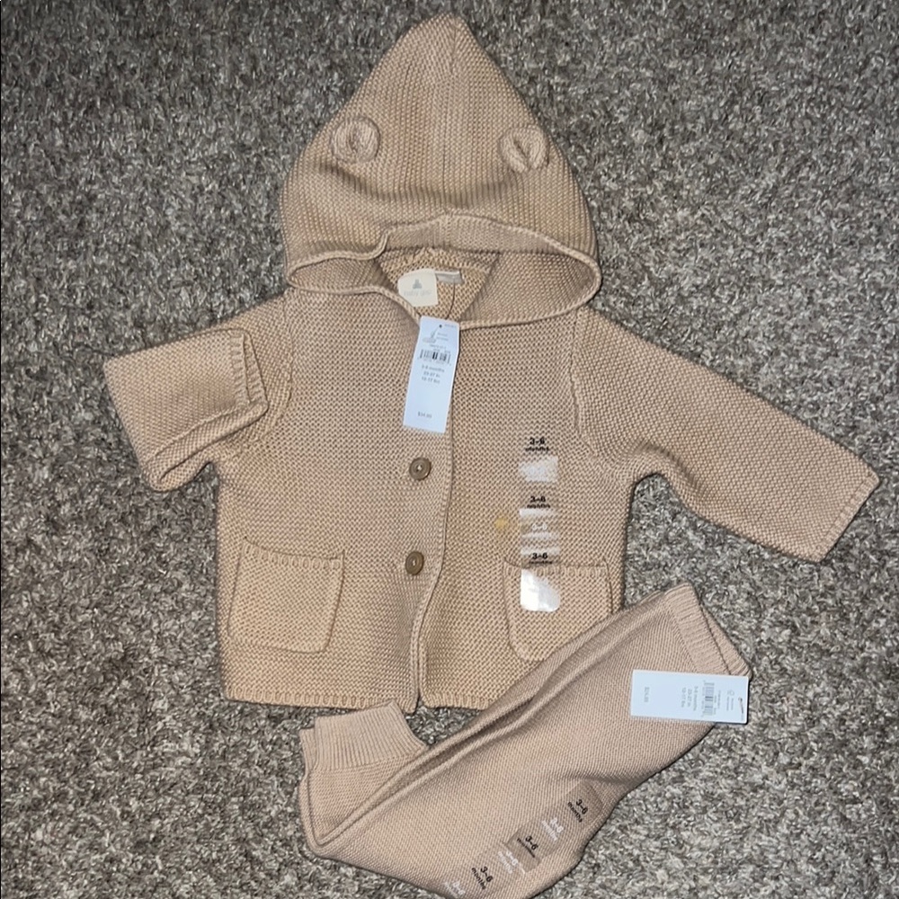 GAP Kids Tan Matching Set